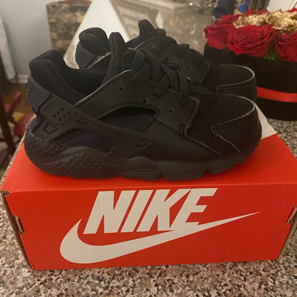 Black Toddler Huarache Sneaker